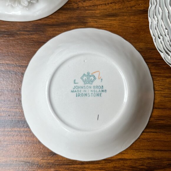 Johnson Brothers Regency Pink Roses 8 Ironstone Fruit / Dessert Bowls 5" England - Picture 10 of 13